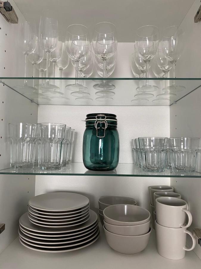 White Inn - Ferienwohnung Mit Terrasse 뮈르츠슐라크 외부 사진
